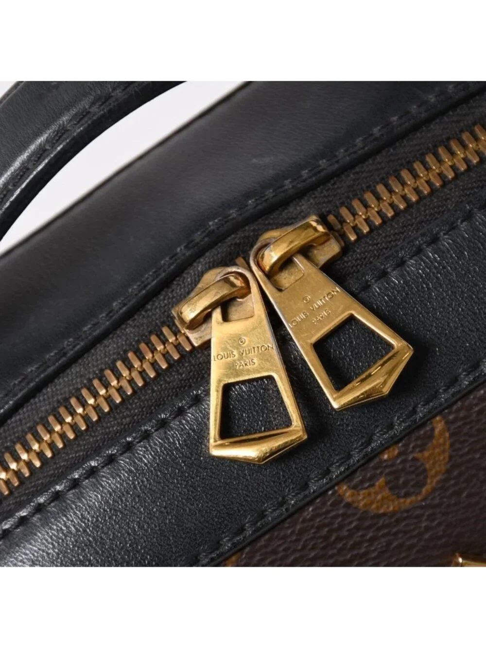 Louis Vuitton Saintonge Shoulder Bag Monogram Canvas Noir Calfskin Double